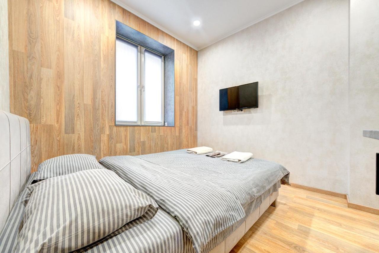 1 Room Apartment Near National Circus Kyjev Exteriér fotografie